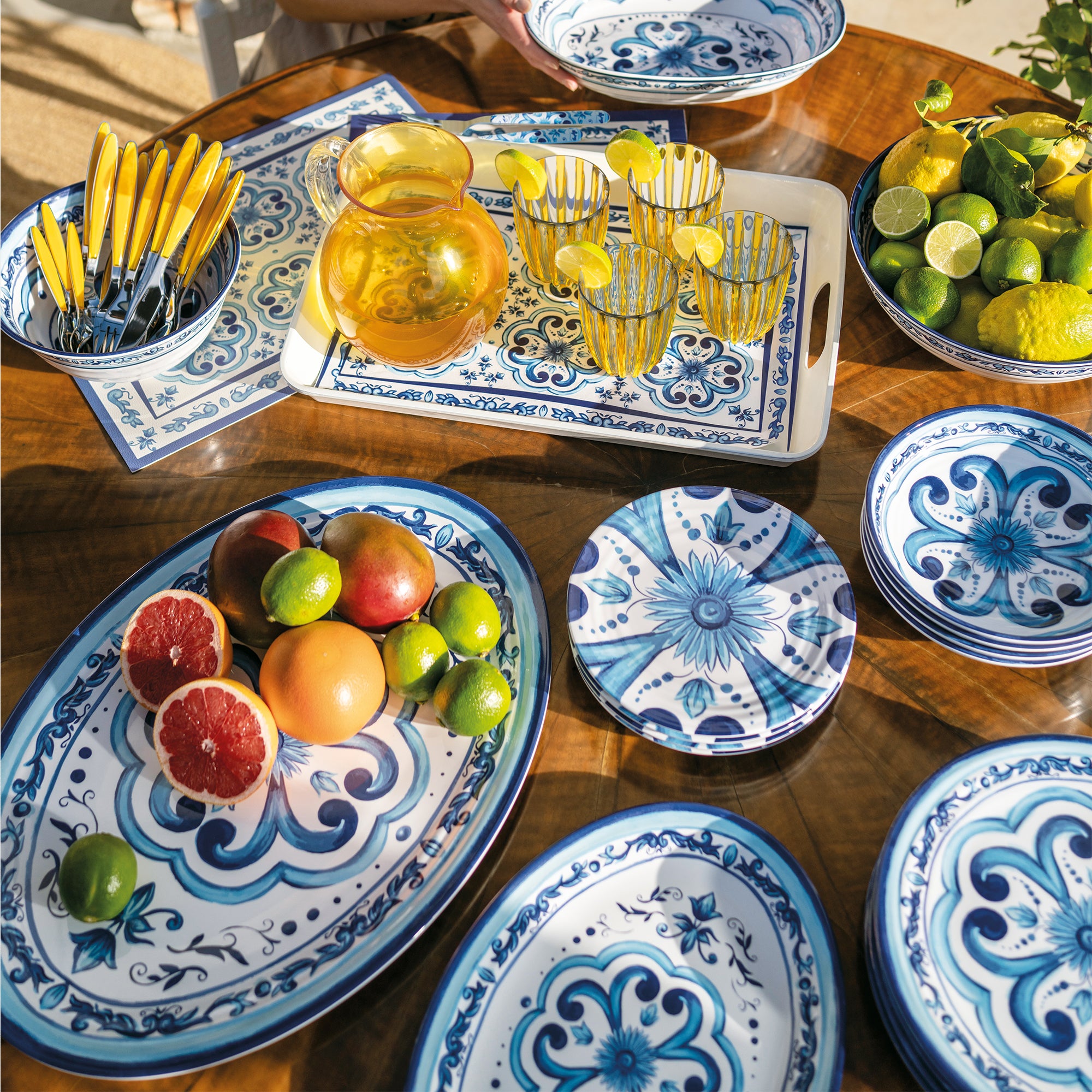 SMALL OVAL TRAY "BLUES"